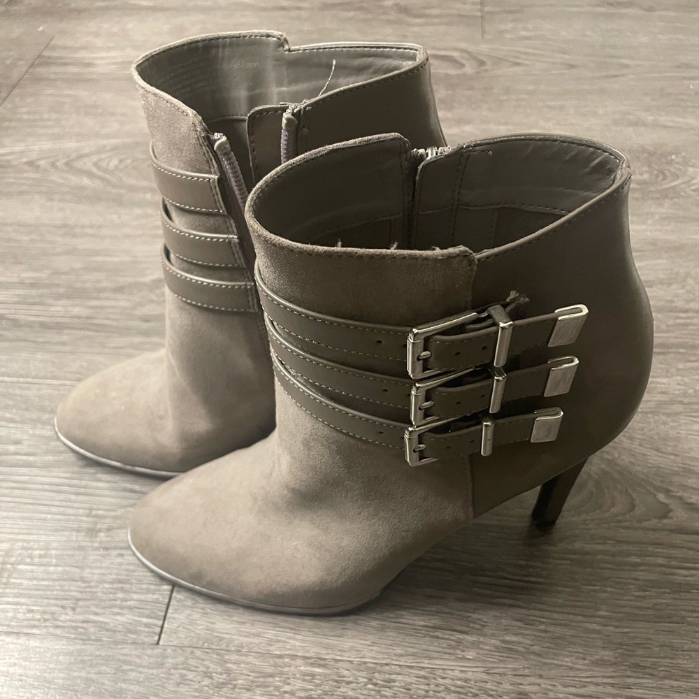 Gray strap Booties